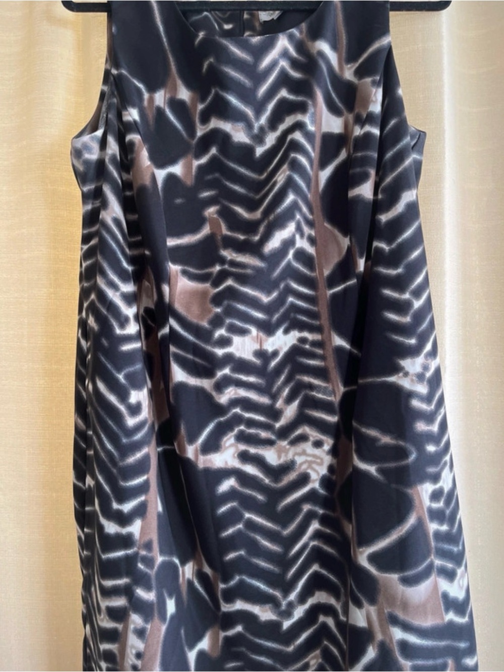 dressbarn Black, Brown and White Sleeveless Printed Midi Dress - Picture 4 of 6